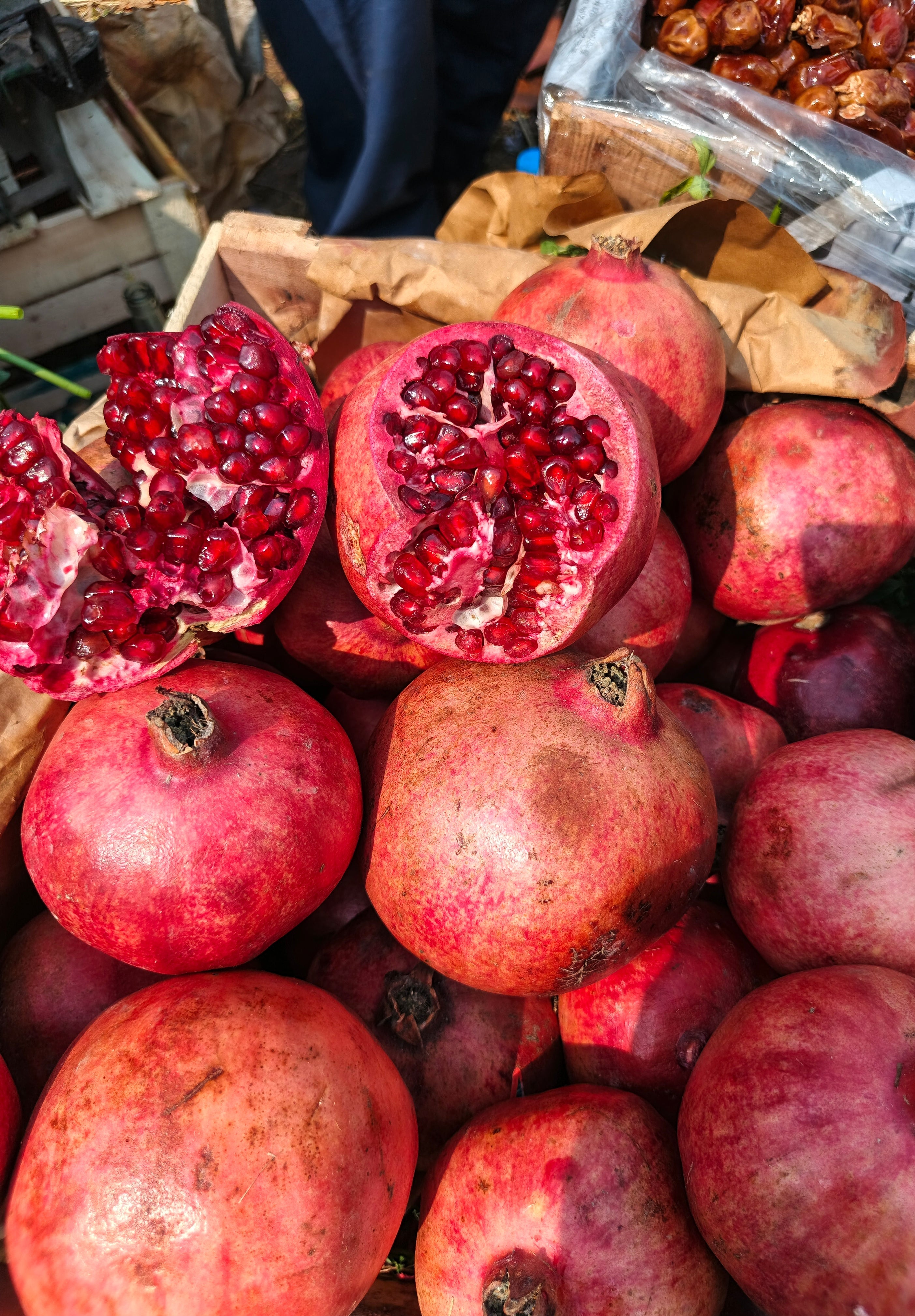 Red khandhari Annar - A grade export quality